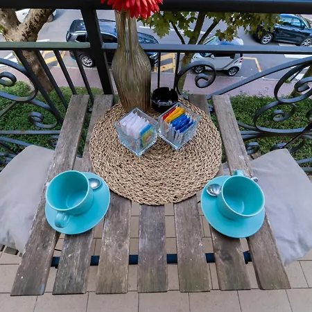 Avocadhouse1qcview Lejlighed